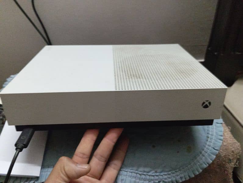 Xbox one s Digital 1 Tb 0