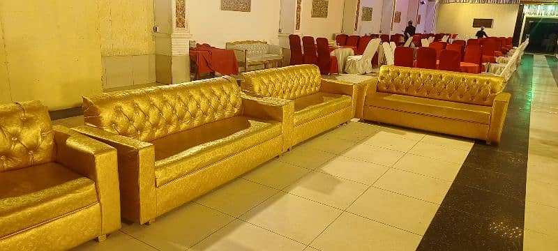 3 seater sofa in good condition peshawar saddar 2