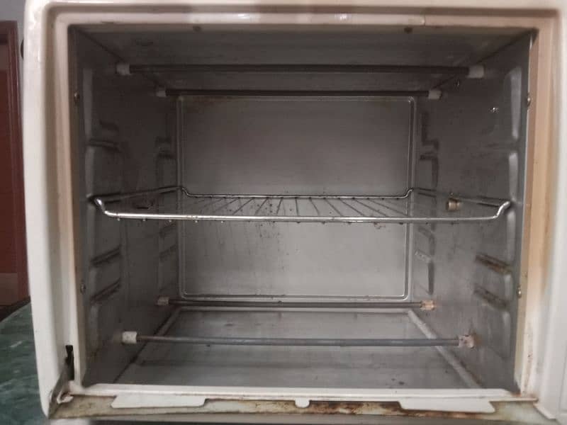 Electric Oven 4