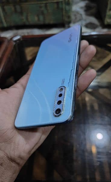 vivo s1 4/128gb used 3