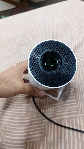 mini HD projector HY300 pro 1