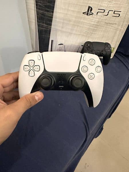 Playstation 5 Disc Edition with 2 Controllers 6