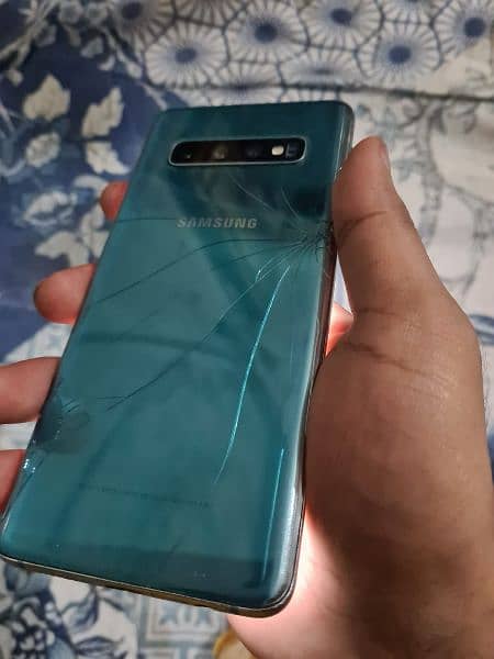 samsung Galaxy s10 8/128 3