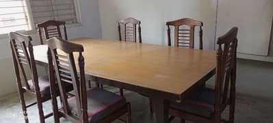 WOODING DINNING TABLE WITH CHAIRS