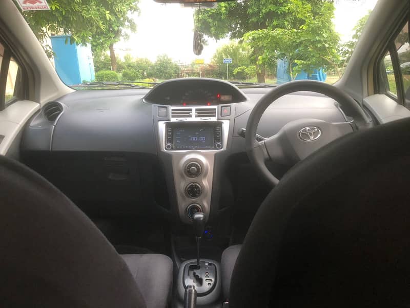 Toyota Vitz 2007 14