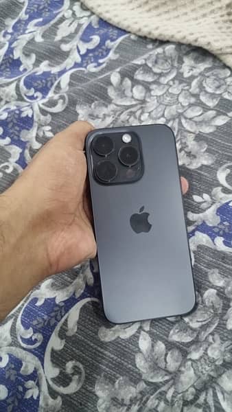 iphone15pro 128gb factory unlocked 10/10 0