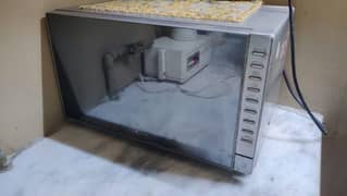 DW 393 GSS
Grilling Microwave Oven