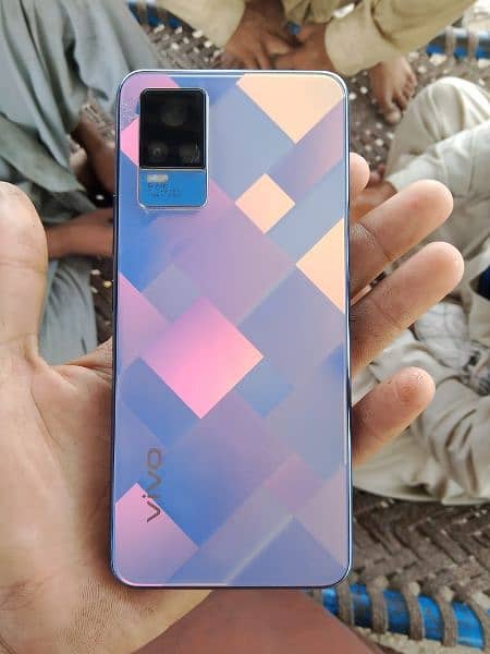 Vivo v21e good condition exchange with iPhone 0