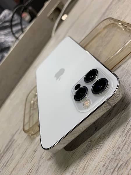 IPHONE 12 PRO (128GB)  WHITE 2