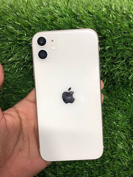 iPhone 11 128GB 0