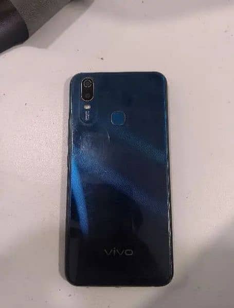 Vivo Y11 1