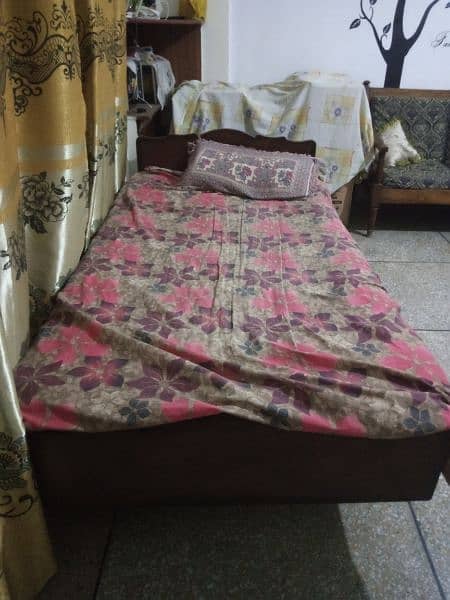 single wooden bed 1