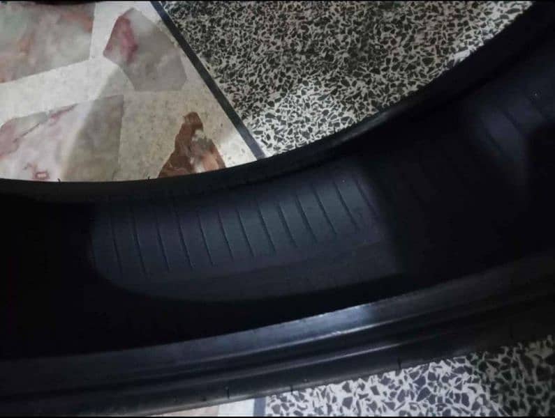 Brand New Heavy Bike Tyres 17 inch Rim 9