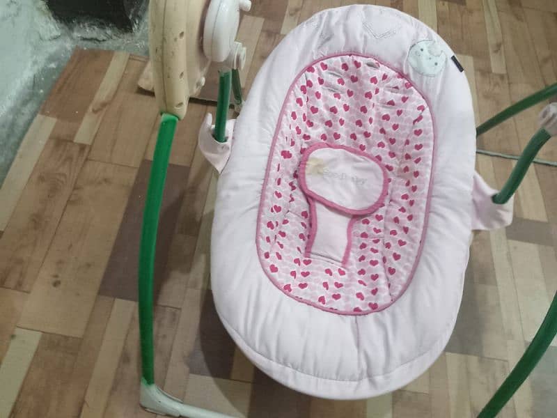 baby cot swing 0nly 6000 market price 25000 4