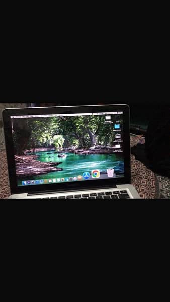 macbook pro 2011 4 gb rom 500 gb hard 1