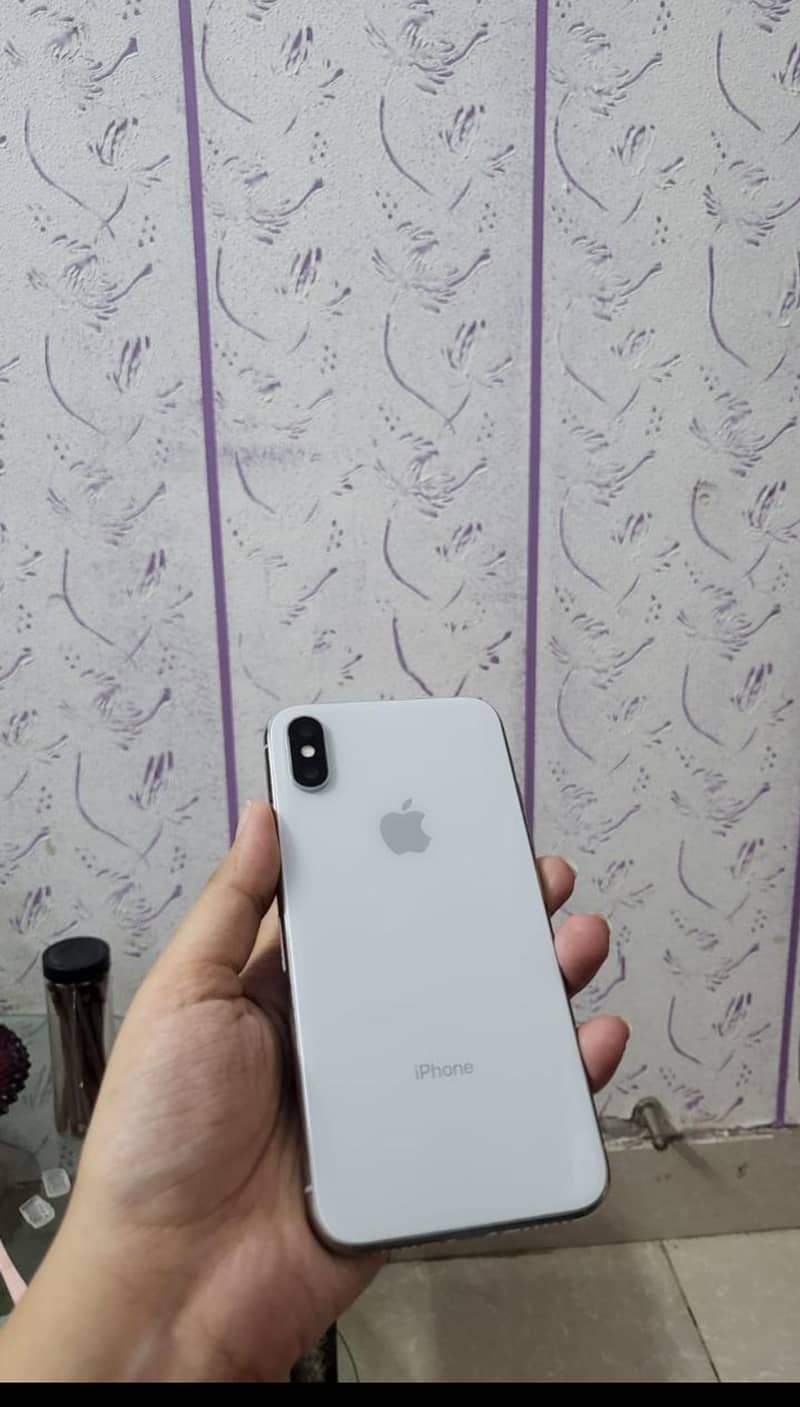 iPhone X 256GB  NON PTA  FACTORY UNLOCK 2