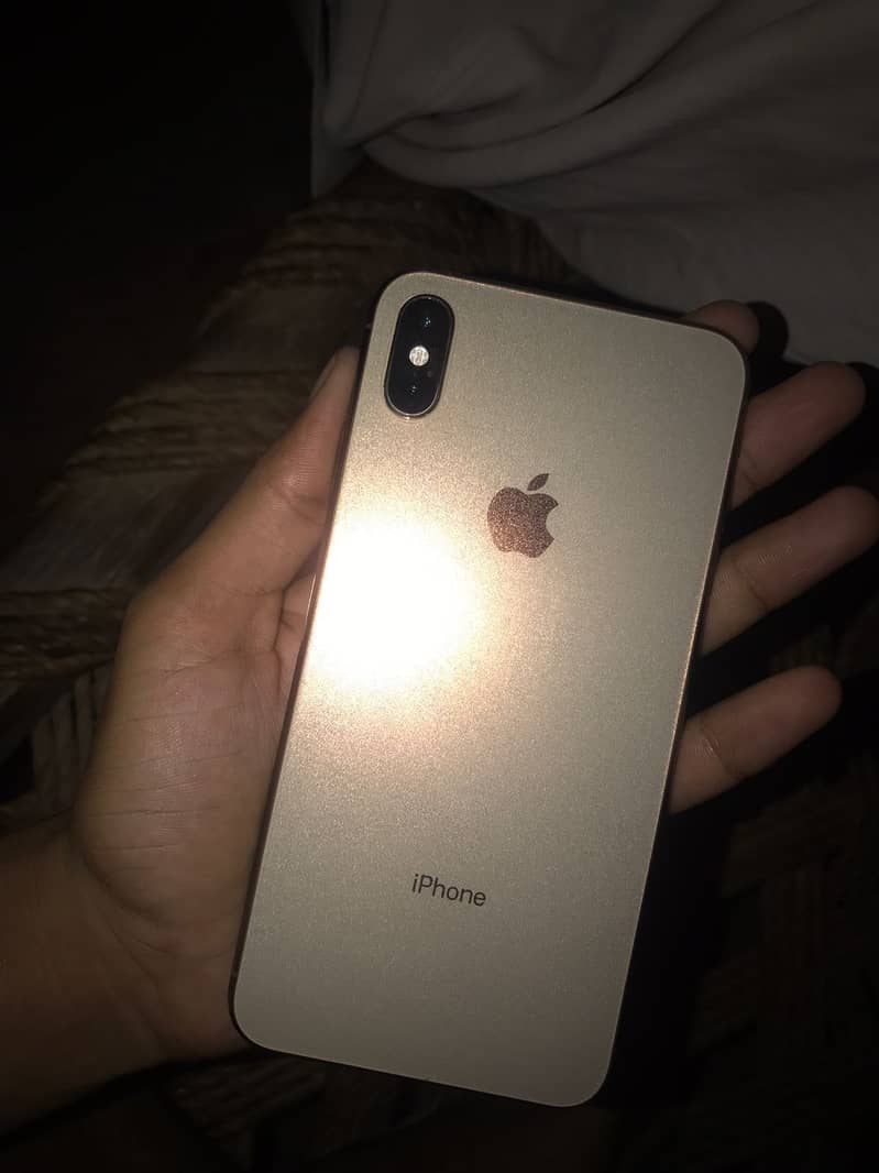 I phone xs max ,PTA proved, 0