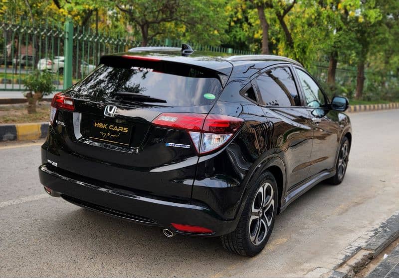 Honda Vezel 2015 6