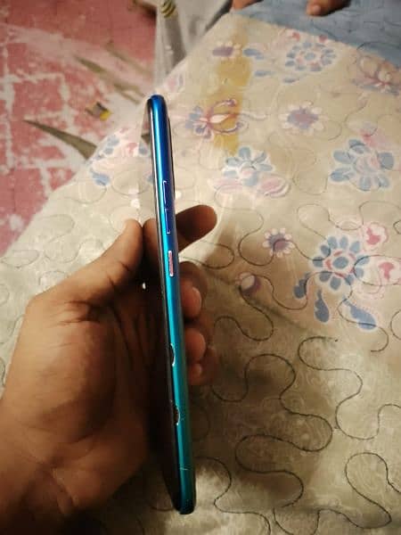 Tecno spark 5 hai 6