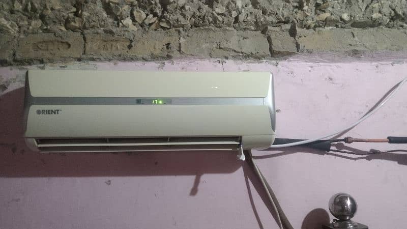 orient A/C New condition me 0