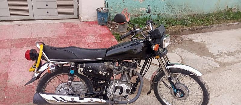 HONDA CG 125 is available for sale 4