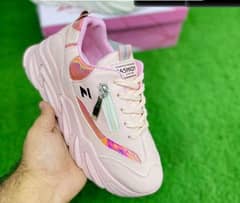 girls shoes and joggers delivery all Pakistan location