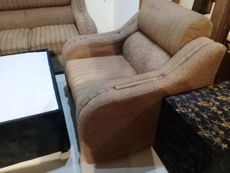 slightly used sofa set 3 1 2 call 03124049200 2