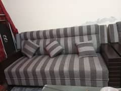 7 seater sofa set having spring molty foam with free American table
