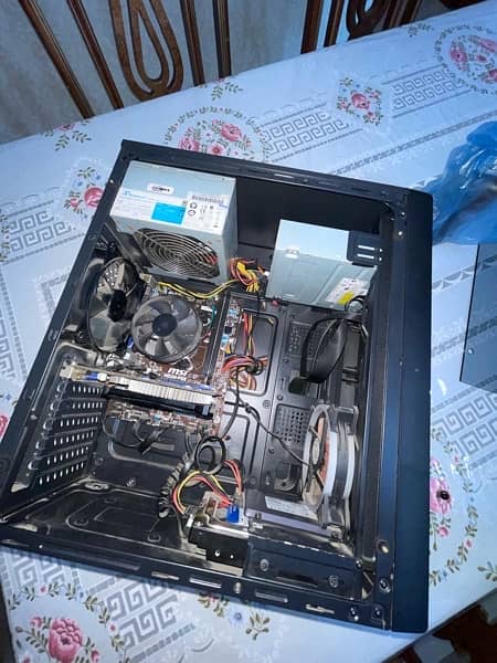 Pc for sale ( work station ) detail in description 4