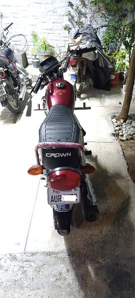 Self Start Crown 125 Almost Brand New 2500km driven 2024 model 4