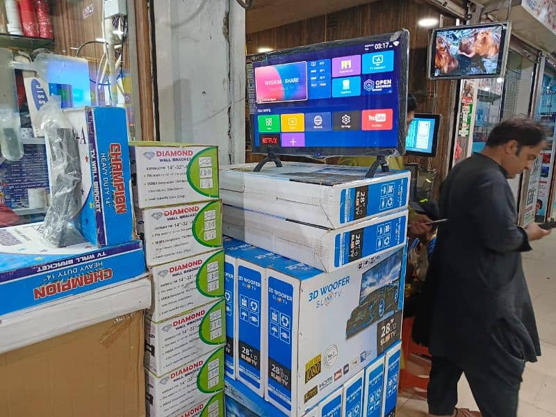 32 inch Samsung Led Tv Smart 8k box pack 3 years warranty 03024036462 2