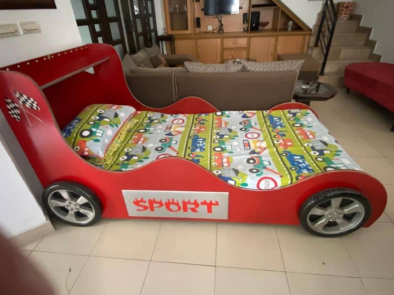 kids car bed 0