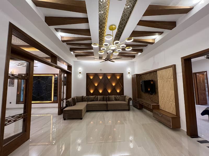 Corner Luxurious Designer 12 Marla Brand New House For Sale in Bahria Town Lahore 7