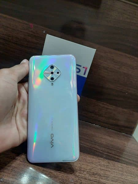 Vivo Y51 with Box 10/10 7