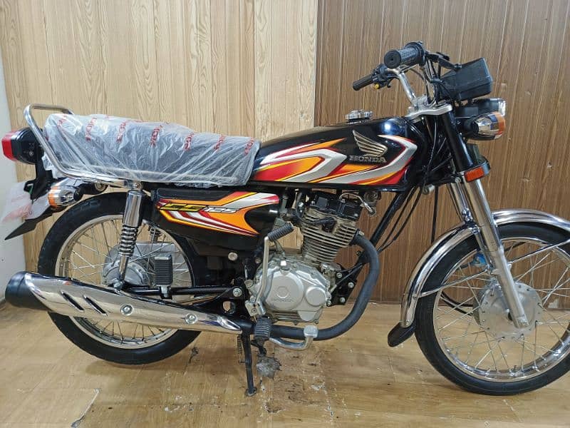 HONDA CG125 MODEL 2022 4