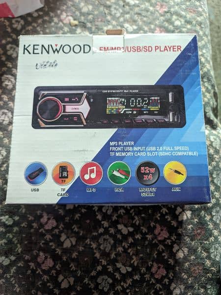 Bluetooth mp3 player fully new condition with 2 speakers 0