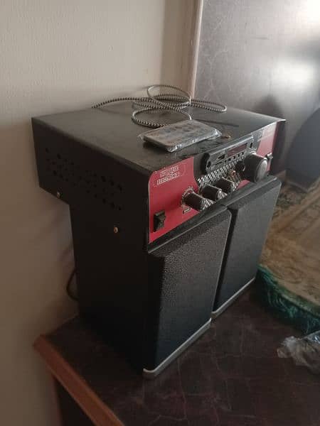 Brand New Amplifier With Speaker 2