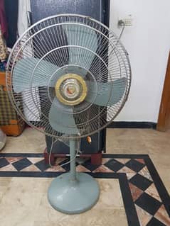 Younas Pedestal Fan for sale