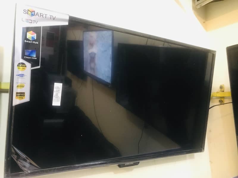 43  inch Samsung smart LED with warranty 55"smart model 03334804778 0