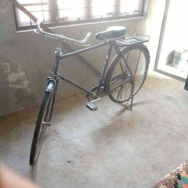 bycycle sohrab 24inch for urgent sale Rs. 12000 hazar ki. 3