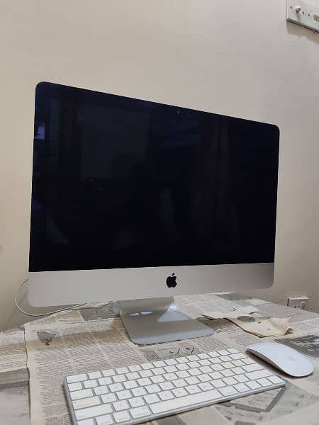 iMac, Retina 4K 21.5 inch, 2017 (32-1tb) 0