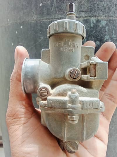 Model 2010 in unique bike