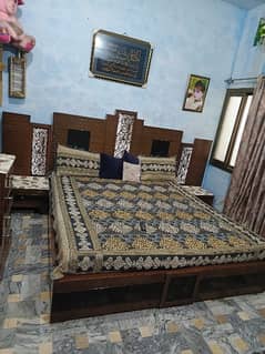 bed set good condition