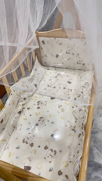 junior baby cot 2