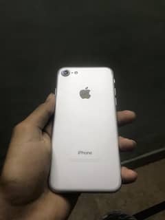 Iphone 7 128gb PTA approved white colour