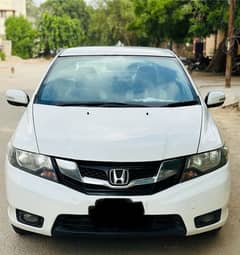 Honda City IVTEC 2017 1.3 MANUAL WHITE COLOUR URGENT SALE 116000 mille