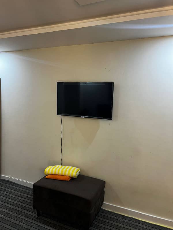 Par day short time furnished apartment available 9