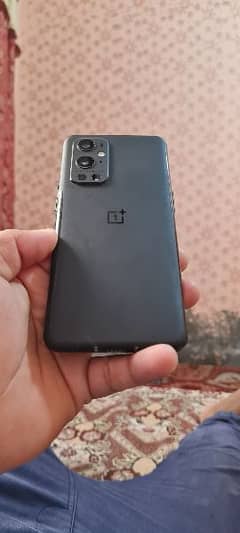 one plus 9 pro 12gb256gb scratch less globle aproved
