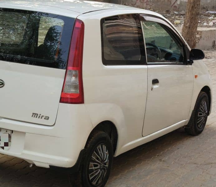 Daihatsu Mira 2007 3