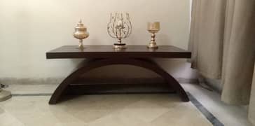 Centre table